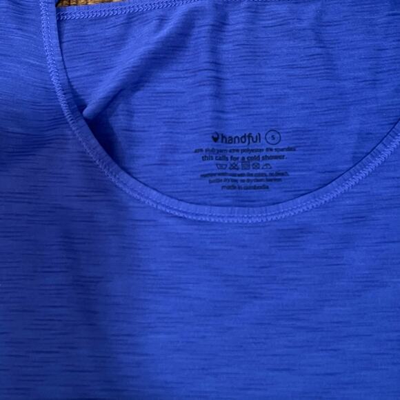 Handful NWT Women's Active Scoop Tank Blue Sz Small - Picture 6 of 9